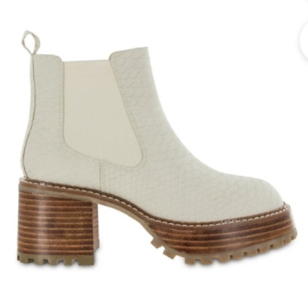 Nwot Platform Chelsea Python Ankle Boot - image 1